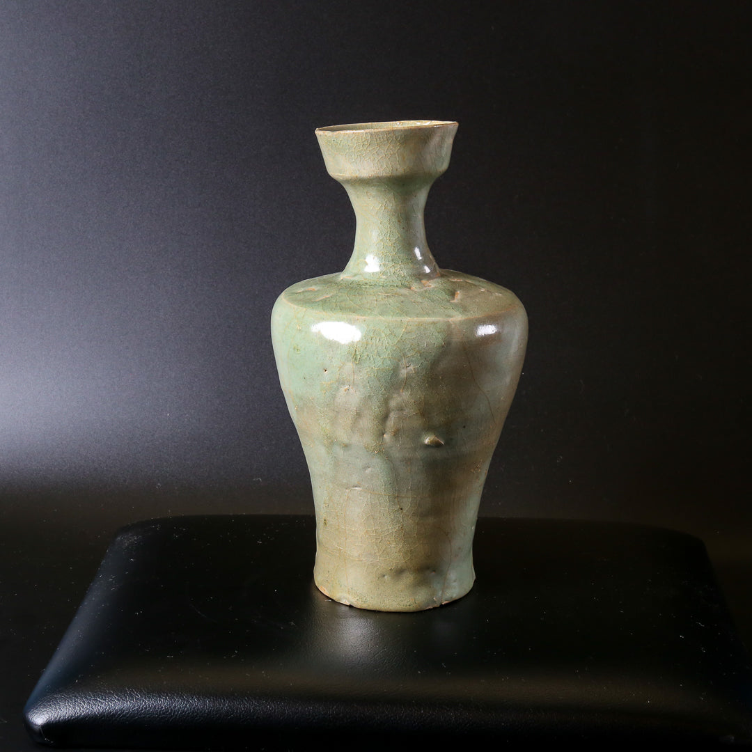 青磁瓶1(青磁花瓶/酒瓶/供器)