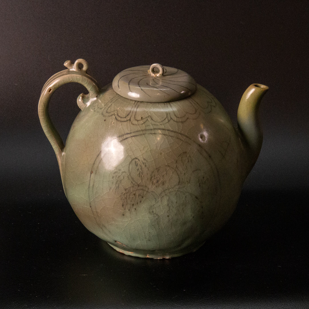 青磁瓶2(青磁花瓶/酒瓶/供器)