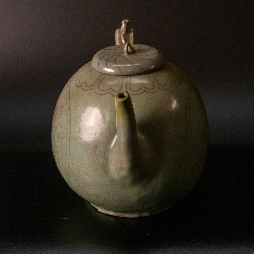青磁瓶2(青磁花瓶/酒瓶/供器)