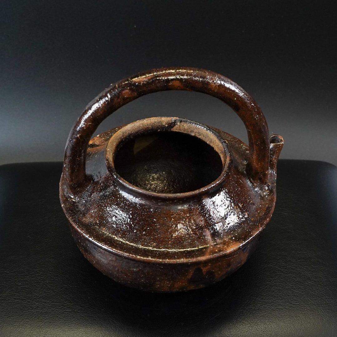 李朝飴釉 水注