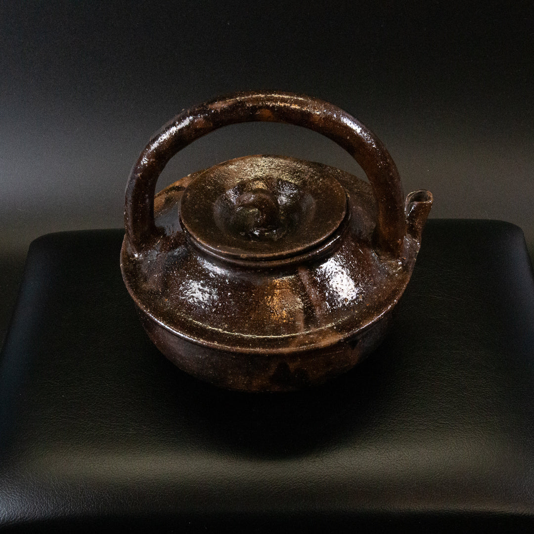 李朝飴釉 水注