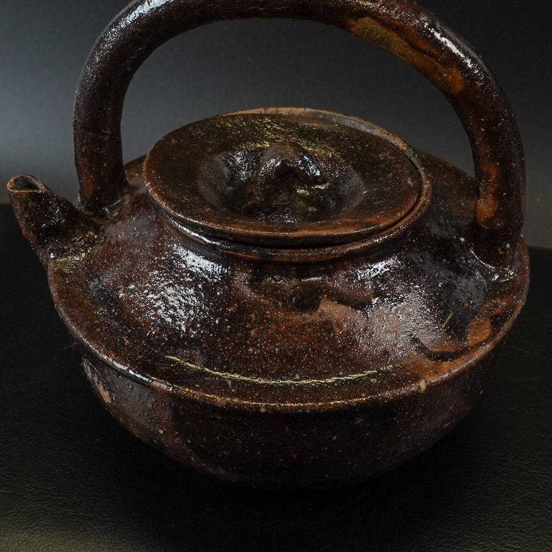 李朝飴釉　水注