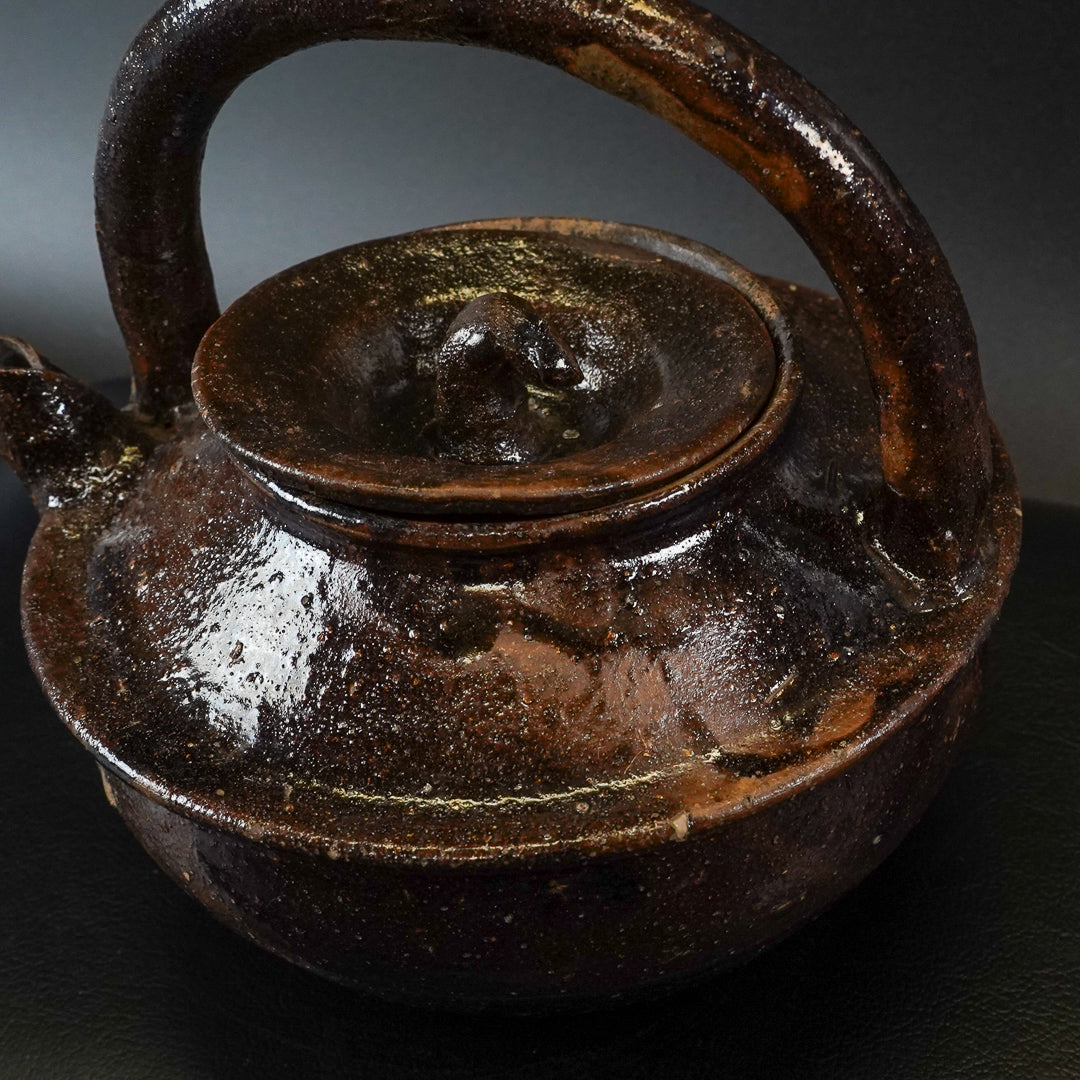 李朝飴釉　水注