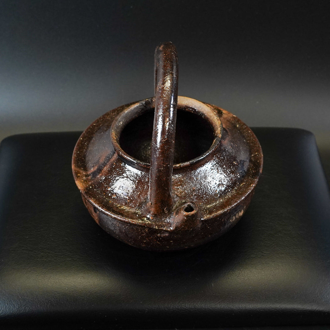 李朝飴釉　水注